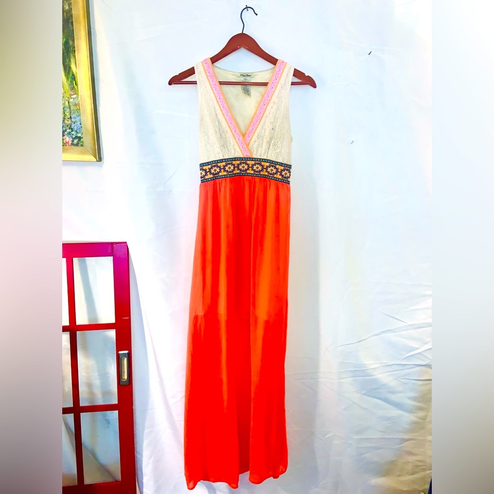 Vintage/Y2K Embroidered/Crocheted top with fantastical color scheme - S